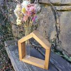 Drevený domček s vázičkou (2/7)