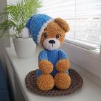 Medvedík v pyžame s čiapkou